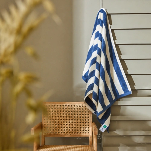 Towel 4